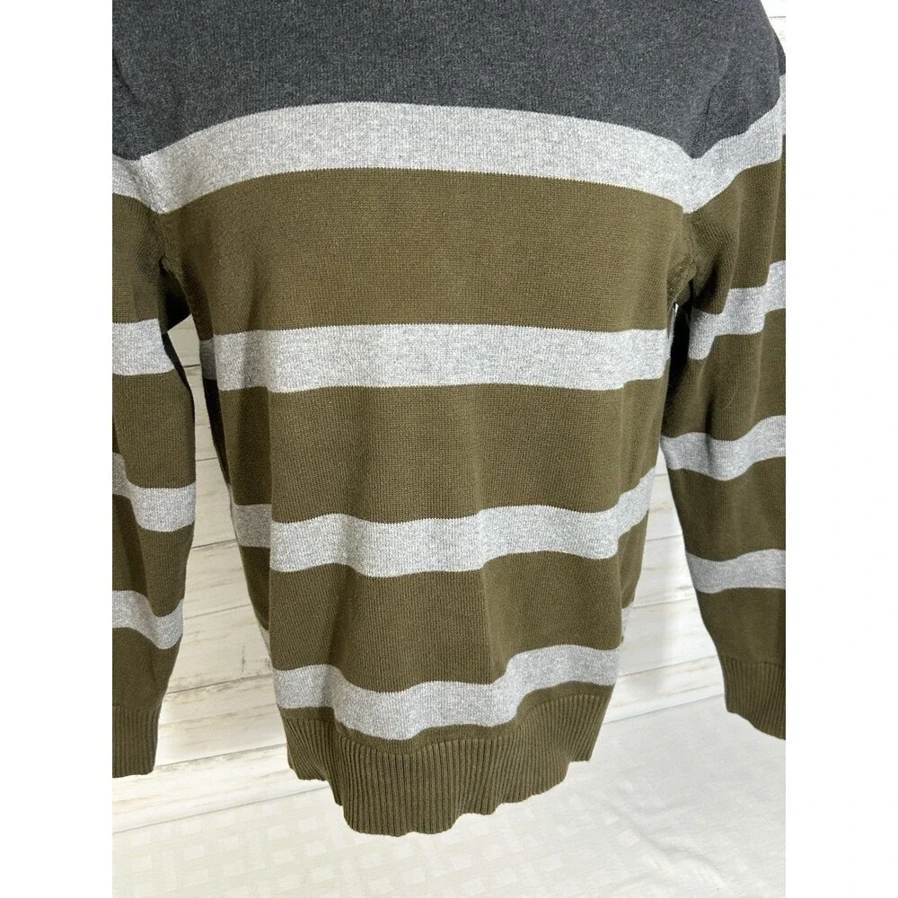 Duluth Trading Strongarm Stripe Crew Neck Sweater Men MEDIUM Gray shirt jacket